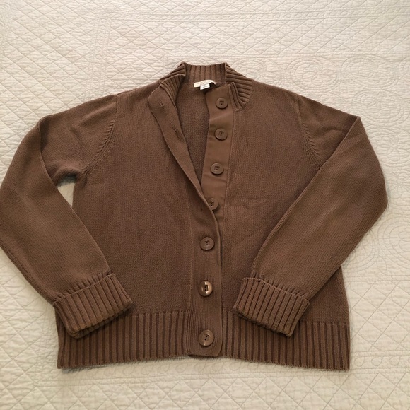 Sweater bundle. Size large and medium. - Picture 2 of 8